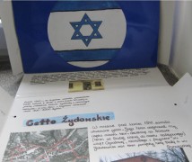 Lapbook  wykonany przez uczni&oacute;w.